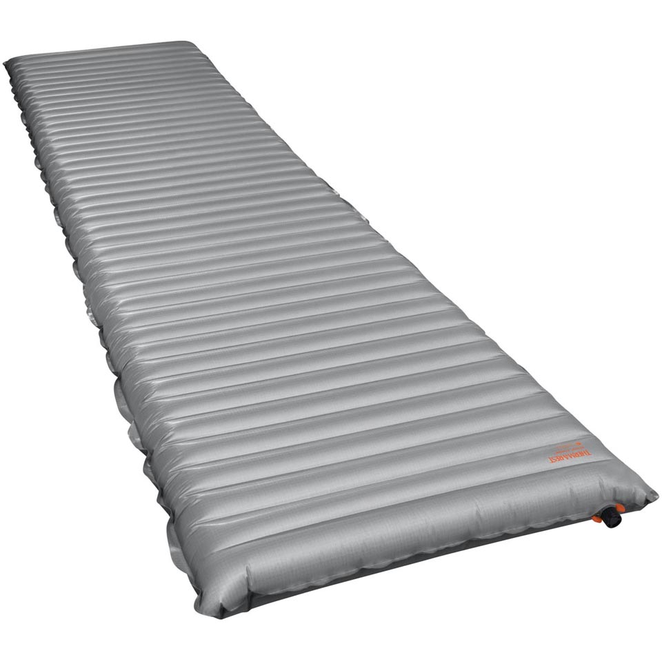 Is this sleeping pad suitable for year round use including the summer?